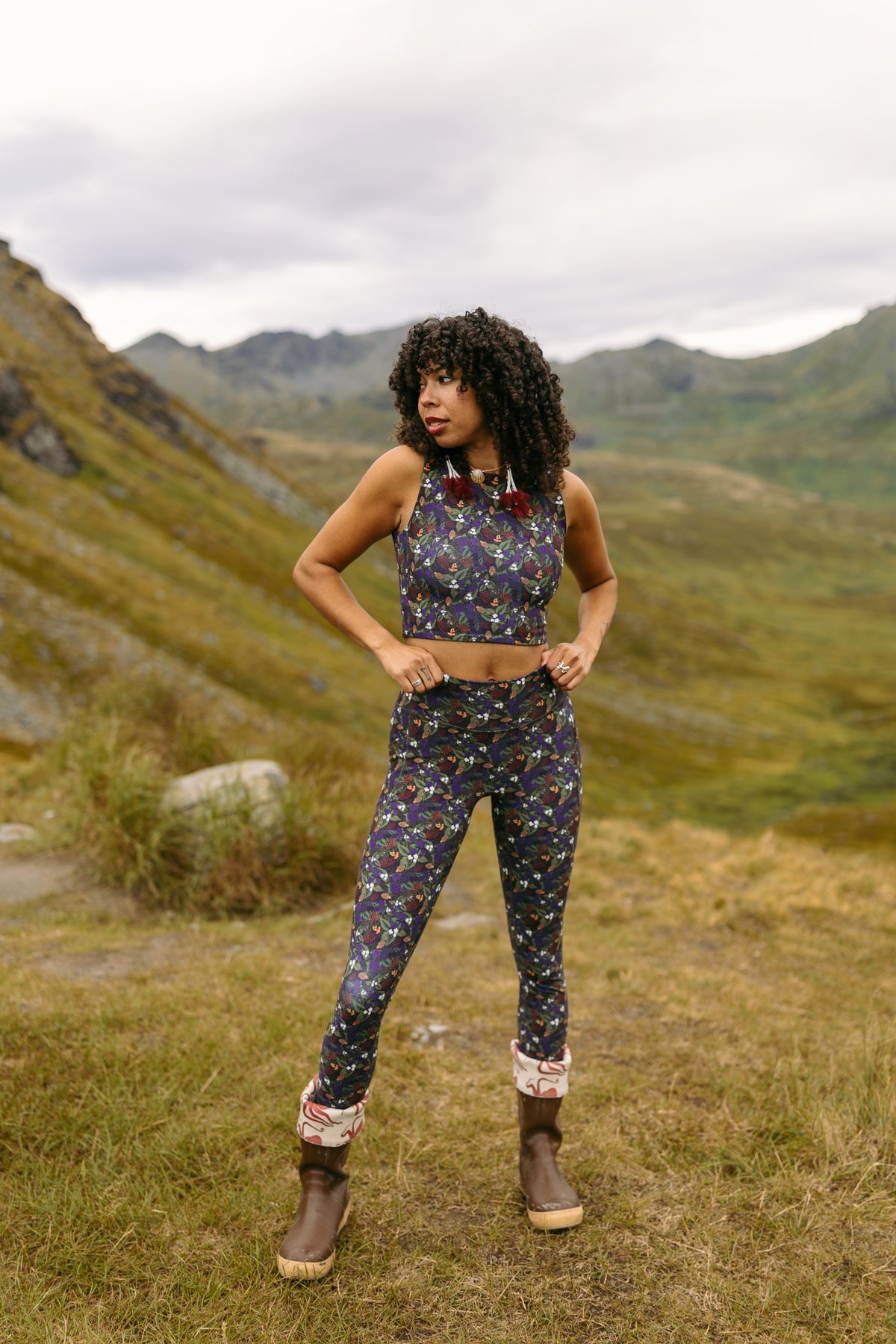 Earned it Leggings in Nightcap print